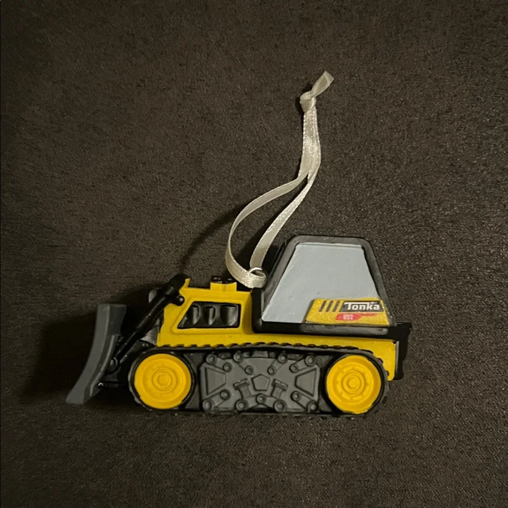 Hallmark TONKA BULLDOZER Truck 2025 Metal Christmas Tree Ornament, NEW, NIB